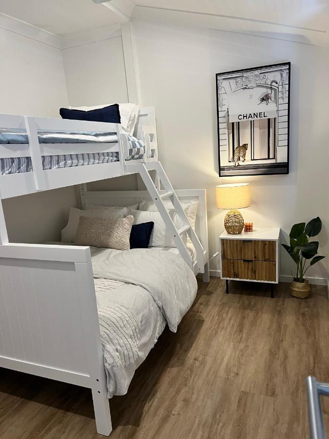Comfortable Beach Home Scarborough Zewnętrze zdjęcie